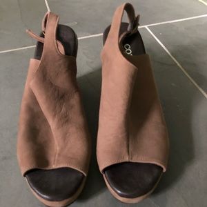 Cordani brown wedge 8